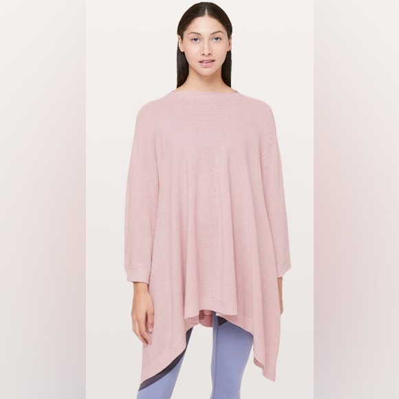 Lululemon Divinity Poncho - Picture 4 of 6